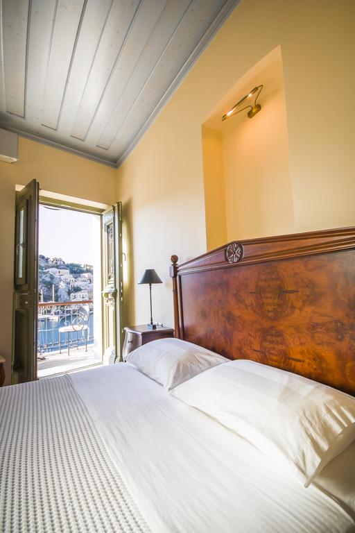 Thea Aparthotel Symi Exterior foto
