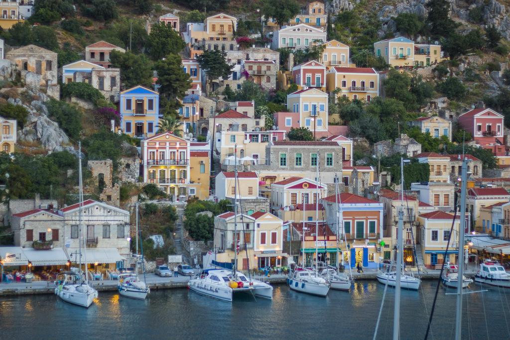 Thea Aparthotel Symi Exterior foto